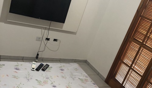 Shared Dormitory, 1 Queen Bed
