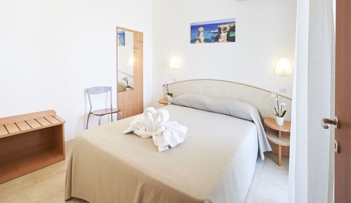 Family Room, 1 Queen Bed with Sofa bed (2 adults 1 child)