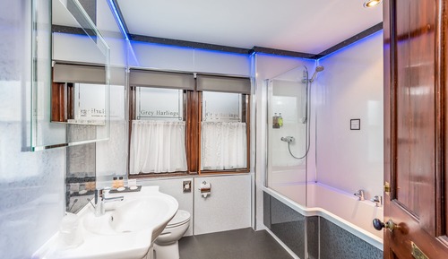Twin Room, Private Bathroom