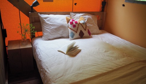 Tent (Safari (Loubine))