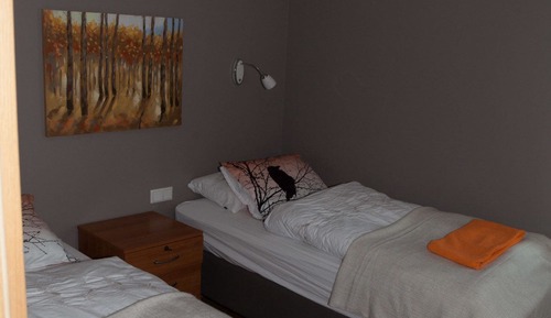 Economy Twin Room, Shared Bathroom