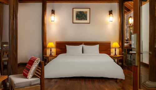 Bungalow Garden View