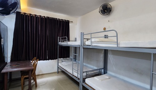 Comfort Shared Dormitory, City View