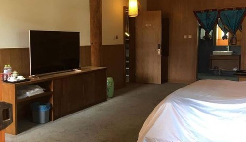 Deluxe Suite, Garden View