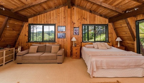 Upper Chalet, 3 Levels