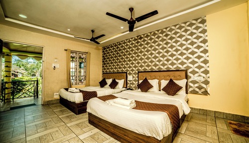 Deluxe Double or Twin Room
