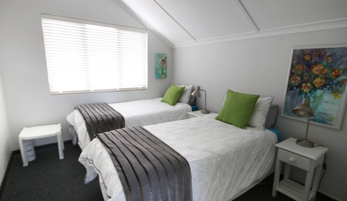 Family Apartment, 2 Bedrooms, Lake View (The Loft)