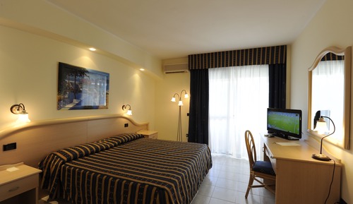 Standard Room, Mobility Accessible, Balcony