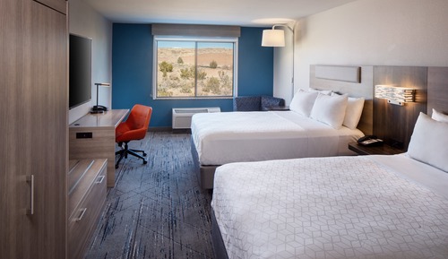 Standard Room, 2 Queen Beds (Extra Floor Space)