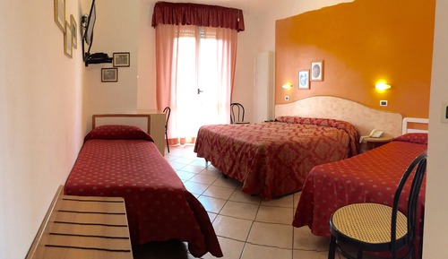 Quadruple Room, Balcony, Mountain View