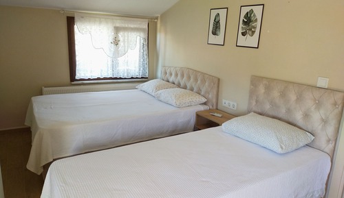 Gallery Apartment, Terrace, Mountain View