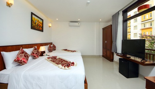 Deluxe Family Room