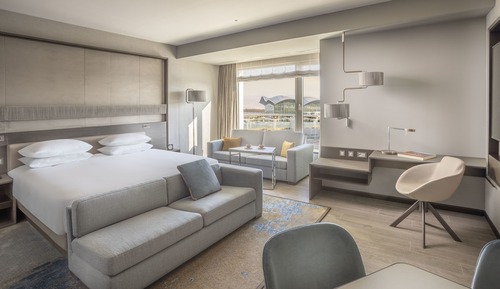 Deluxe Room, 1 King Bed