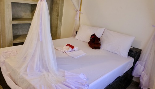 Family Apartment, 2 Bedrooms, Poolside