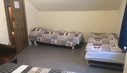 Triple Room, Shared Bathroom