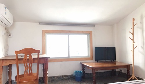 Comfort Loft, 1 King Bed, Non Smoking