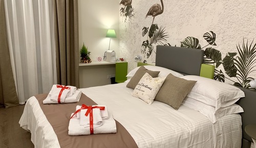 Superior Double or Twin Room (Flamingo)