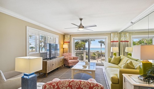Condo, 2 Bedrooms