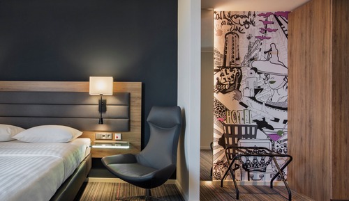 Room, 1 Queen Bed, Non Smoking, City View