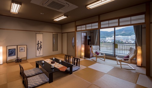 Superior Japanese Style Room