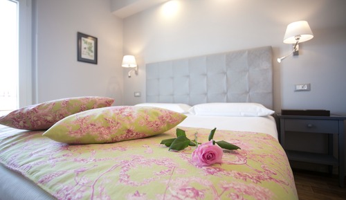 Standard Double Room, Terrace, Sea View (Duca Boemondo)