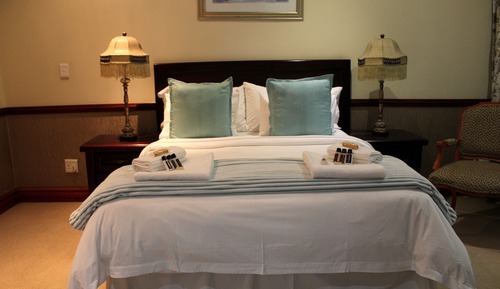 Executive Room (Eland)