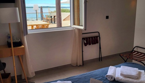 Family Room, Sea Facing