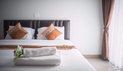 King Room with Balcony (Room No.1)