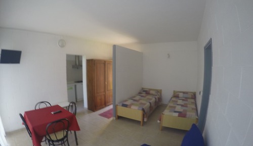 Basic Studio, Ground Floor