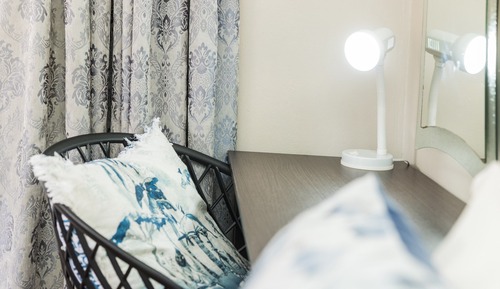 Family Room with Private Entrance, Room 6