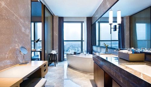 Junior Suite, 1 King Bed, River View