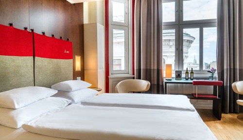 Superior Room, City View