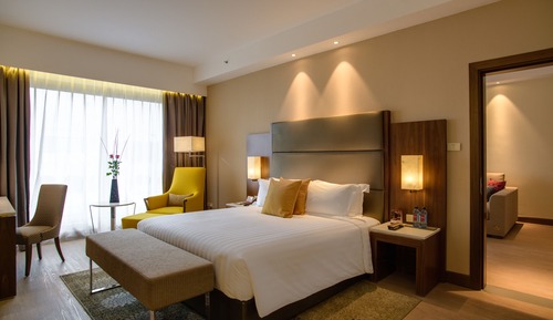 Suite, 1 King Bed (Customizable)