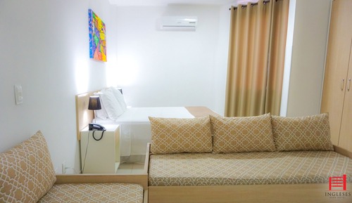 Family Room (Comfort)