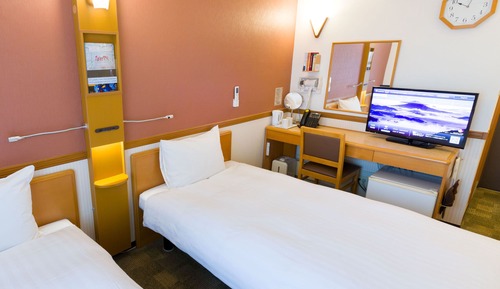 Standard Twin Room, Smoking