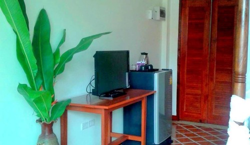 Deluxe Room, Pool View (for 3 persons)