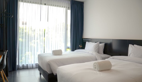 Standard Twin Room (Adult Only)