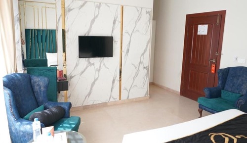 Executive Suite, Garden View