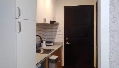 Comfort Studio, 1 Queen Bed, Non Smoking, City View