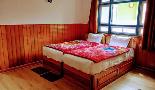 Family Triple Room, City View