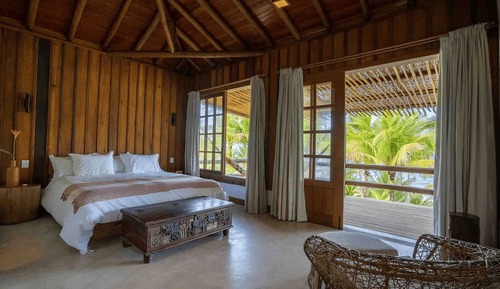 Luxury House, Sea View