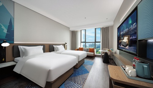 Standard Twin Room, City View