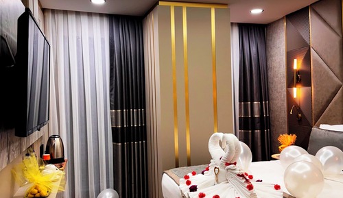 Superior Triple Room, City View