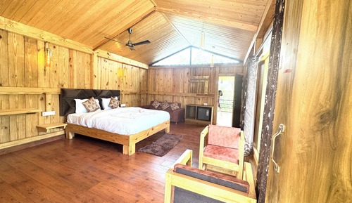 Superior Room, Garden View