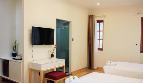 Deluxe Double or Twin Room