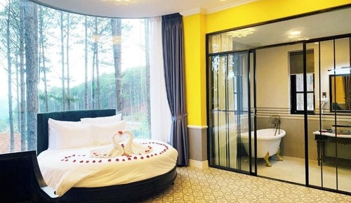 Suite, Mountain View