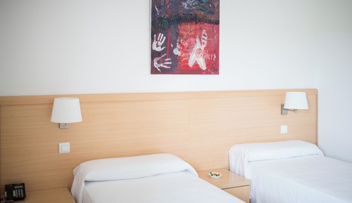 Standard Twin Room, Valley View