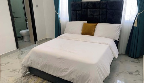 Economy Room, Balcony, City View