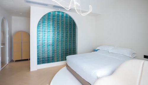 Comfort Suite, City View