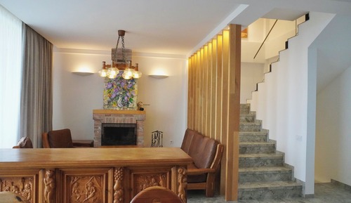 Japanese-style Villa, Balcony, Mountain View